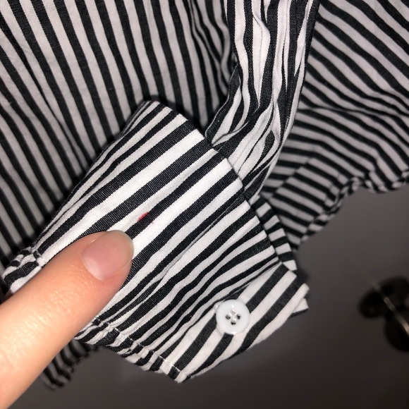 Striped Button Top Bird Embroidery & Ruffles M - Picture 4 of 8